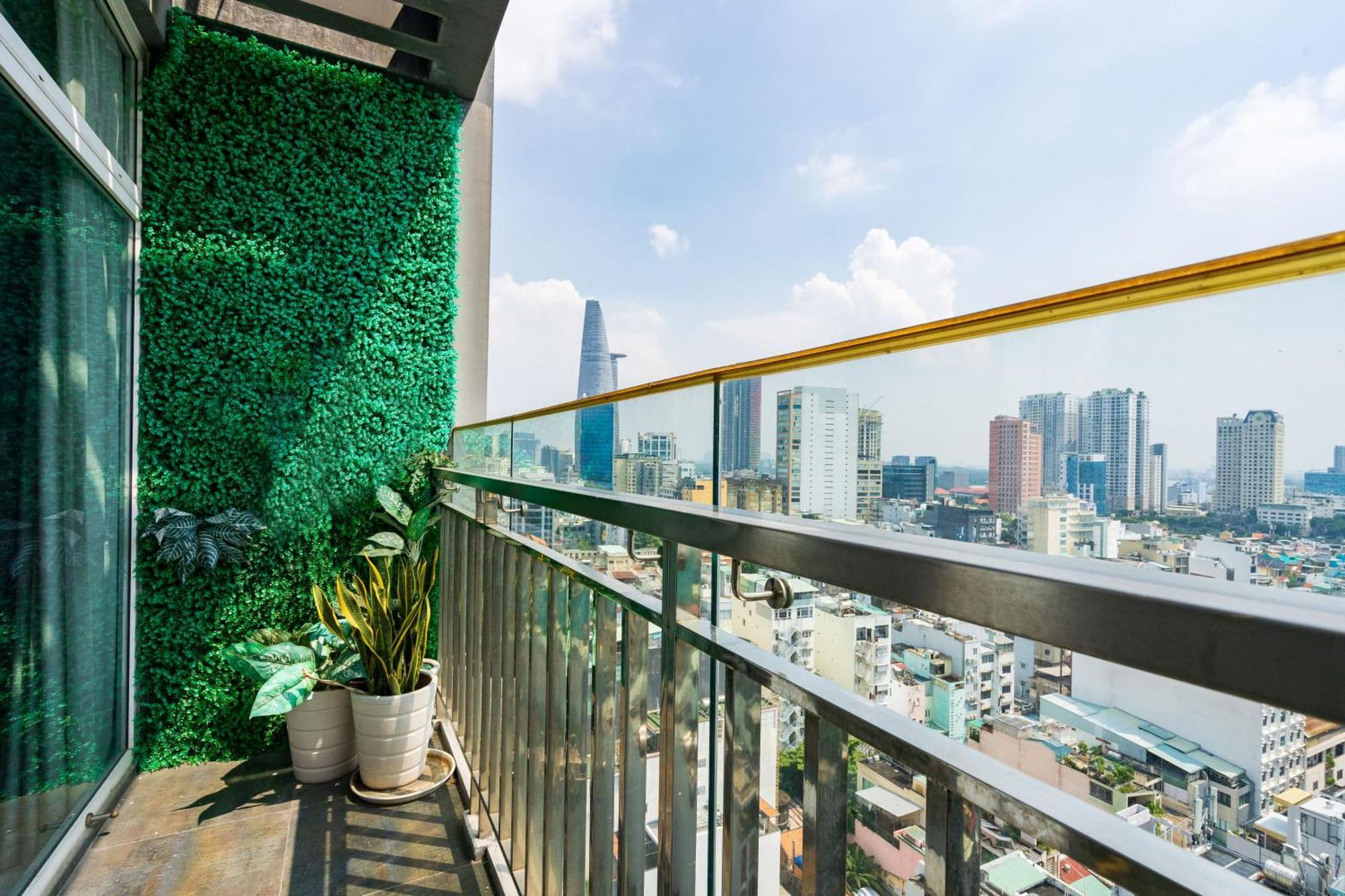 Justay The One Saigon Khách sạn TP. Hồ Chí Minh