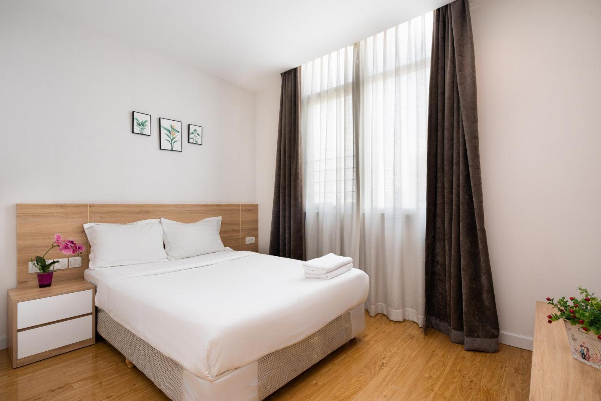 Khách sạn Justay The One Saigon 5*